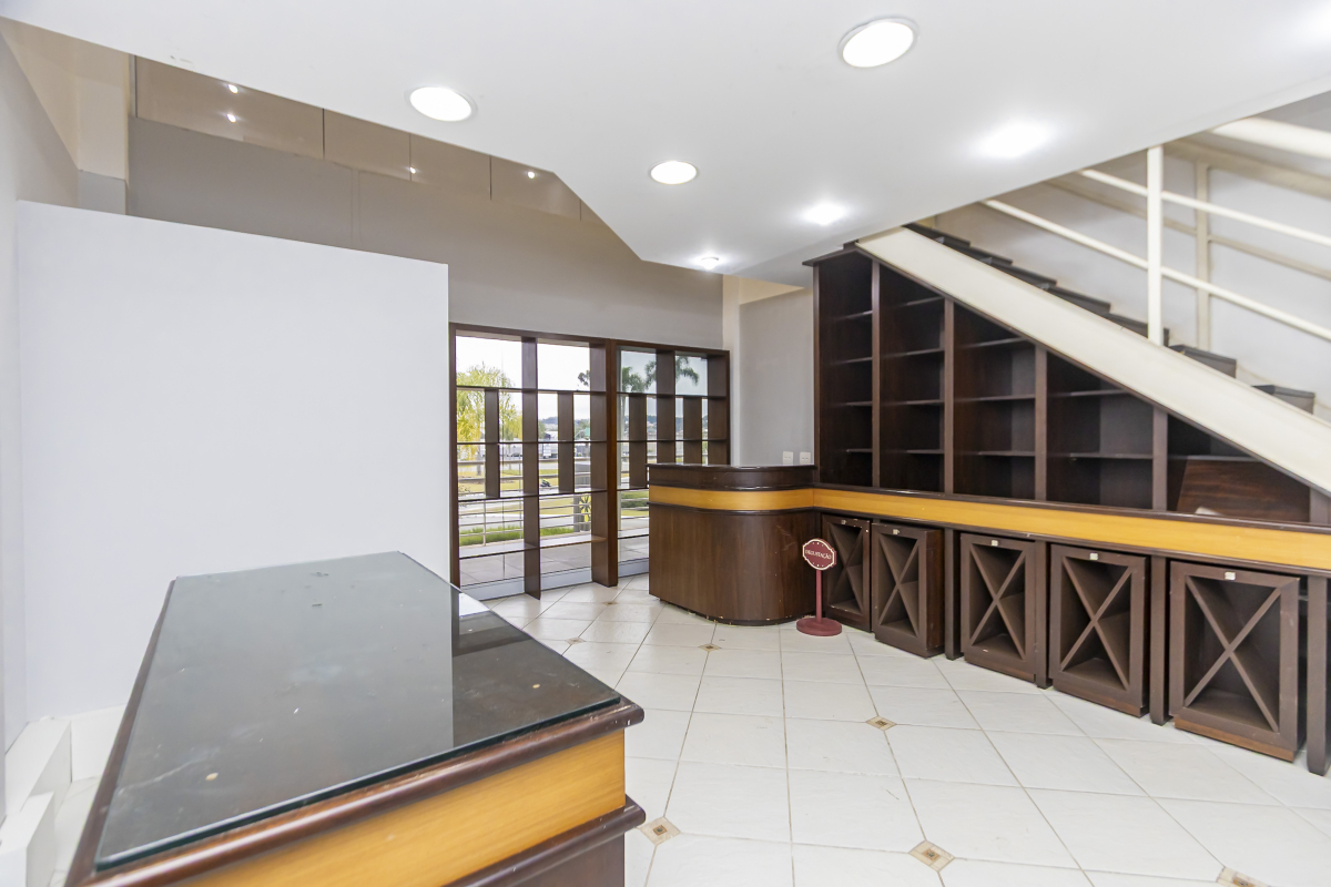 Imovel Comercial para locacao no Alphaville Graciosa em Pinhais com 81,00m² por R$ 2.600,00