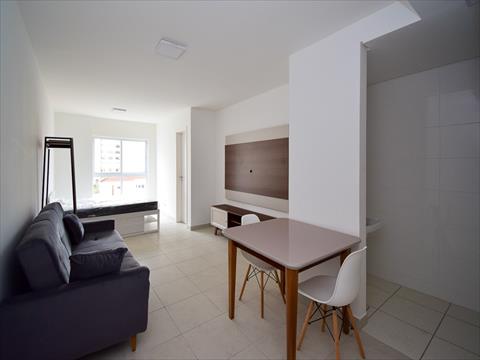 Apartamento para locacao no Centro em Curitiba com 42,58m² por R$ 1.850,00