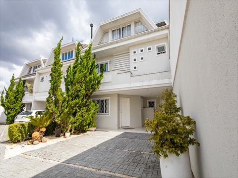 Sobrado para venda no Bacacheri em Curitiba com 210,00m² por R$ 1.530.000,00