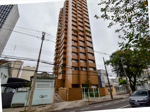 Apartamento para locacao no Centro em Curitiba com 185,93m² por R$ 3.900,00
