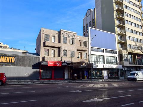 Apartamento para locacao no Centro em Curitiba com 116,00m² por R$ 2.090,00