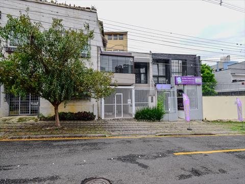 Sobrado para locacao no Água Verde em Curitiba com 140,76m² por R$ 3.900,00
