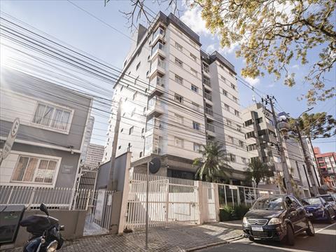 Apartamento para locacao no Centro em Curitiba com 80m² por R$ 1.700,00