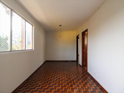 Apartamento para locacao no Centro Cívico em Curitiba com 104,8m² por R$ 1.600,00