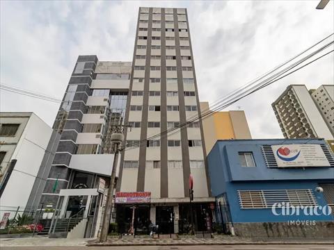 Apartamento para locacao no Centro em Curitiba com 34m² por R$ 1.400,00