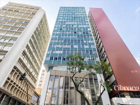 Imóveis Comerciais para venda no Centro em Curitiba com 25m² por R$ 240.000,00