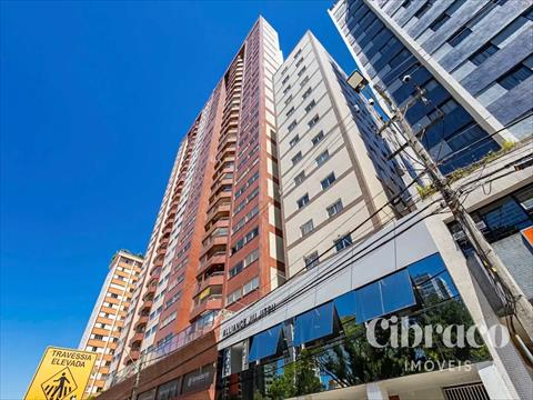 Apartamento para locacao no Centro em Curitiba com 45m² por R$ 1.450,00