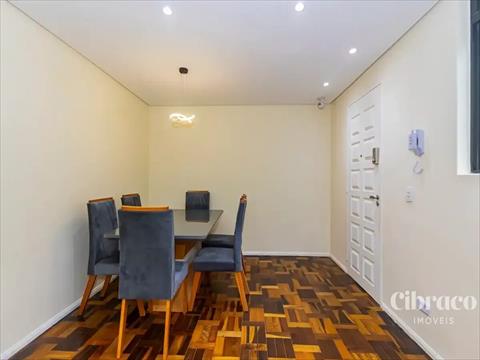 Apartamento para locacao no Cristo Rei em Curitiba com 67m² por R$ 3.100,00