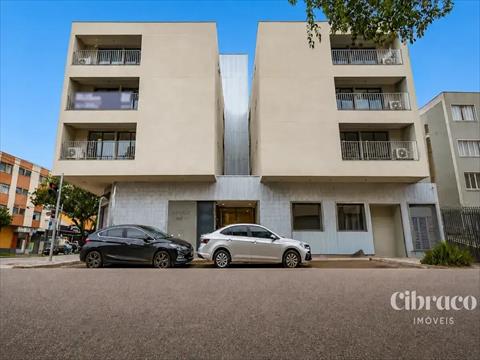 Apartamento para locacao no Centro Cívico em Curitiba com 36m² por R$ 2.950,00