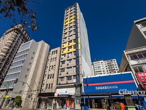 Apartamento para locacao no Centro em Curitiba com 40m² por R$ 1.500,00