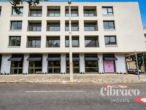 Studio para locacao no Centro Cívico em Curitiba com 27m² por R$ 2.400,00