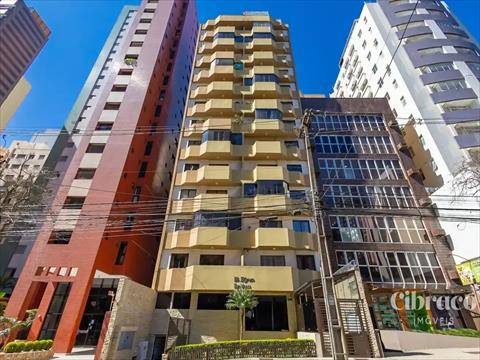 Apartamento para locacao no Batel em Curitiba com 34m² por R$ 2.000,00