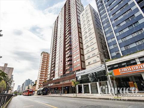 Apartamento para locacao no Centro em Curitiba com 45m² por R$ 1.450,00