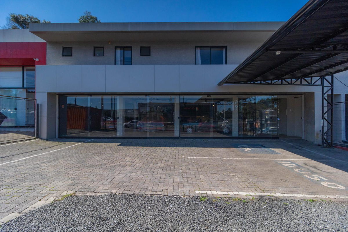 Loja para locacao no Seminário em Curitiba com 233,86m² por R$ 13.000,00