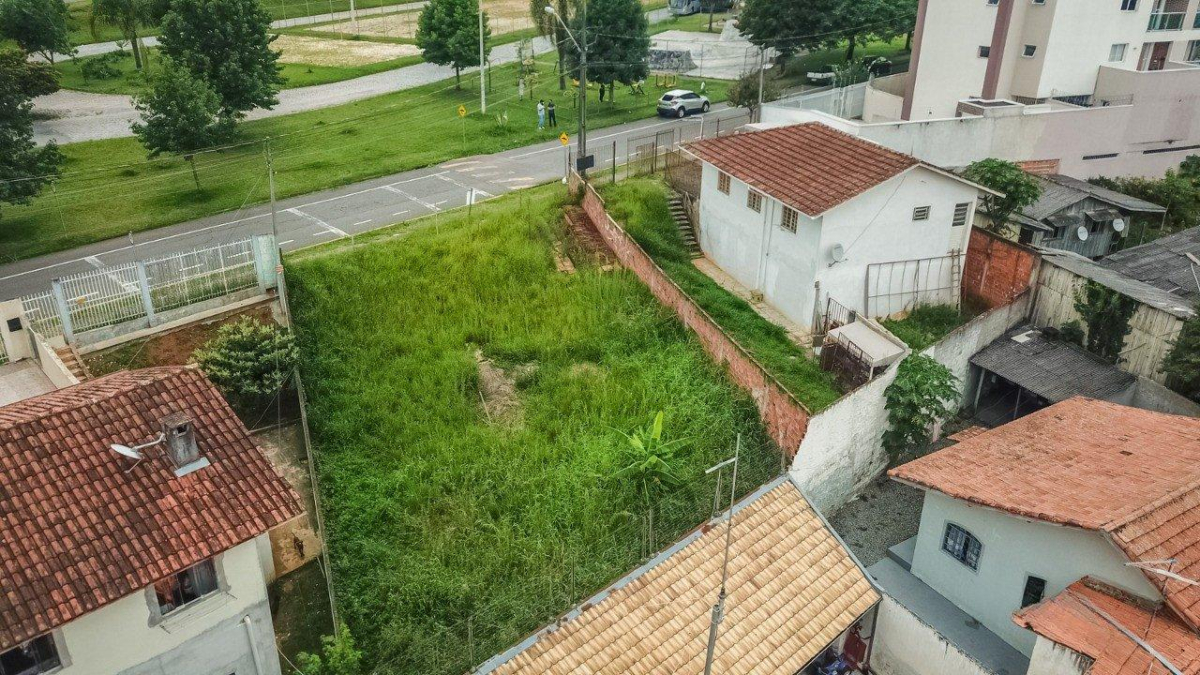 Terreno para venda no Campo Comprido em Curitiba com 600,00m² por R$ 880.000,00