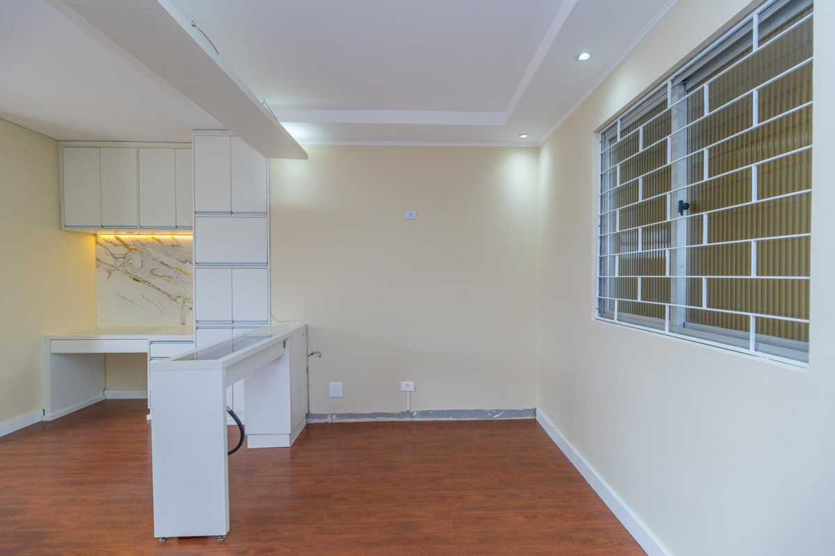 Imovel Comercial para locacao no São Braz em Curitiba com 32,00m² por R$ 1.300,00