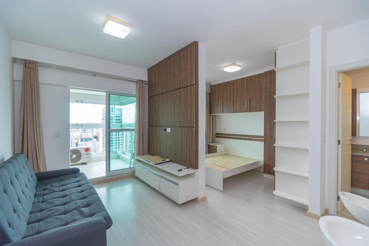 Apartamento para locacao no Centro em Curitiba com 55,32m² por R$ 3.500,00