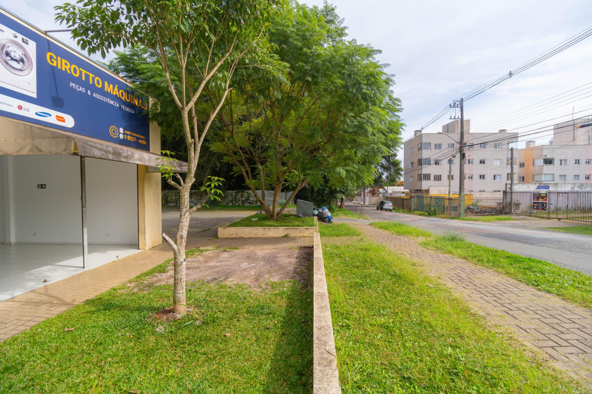 Loja para locacao no Cidade Industrial em Curitiba com 44m² por R$ 2.000,00