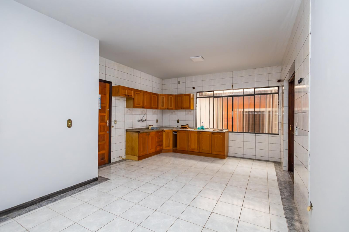 Casa Residencial para locacao no Bigorrilho em Curitiba com 277,00m² por R$ 5.500,00