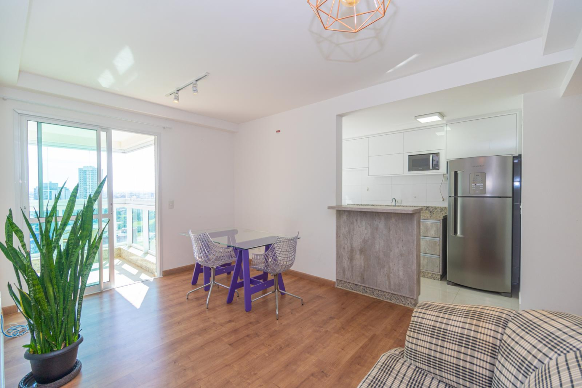 Apartamento para locacao no Ecoville em Curitiba com 87,11m² por R$ 2.600,00
