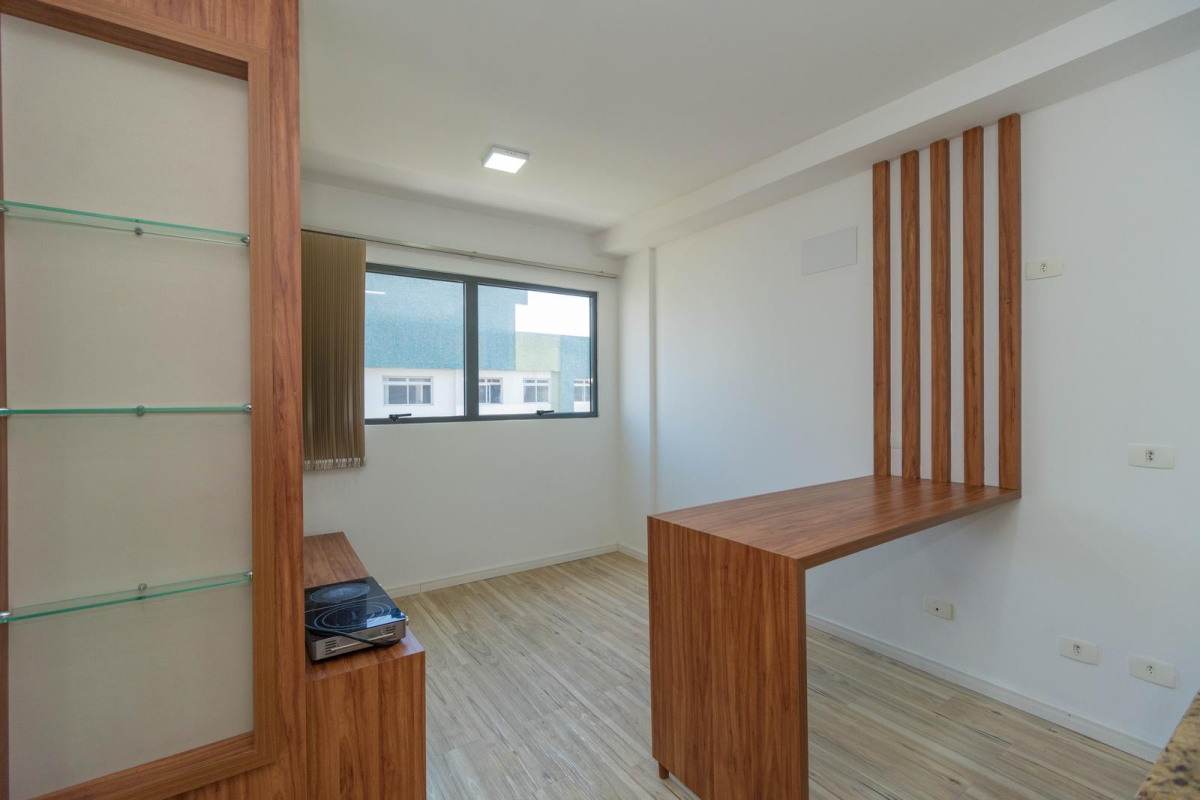 Apartamento para locacao no Juvevê em Curitiba com 39,77m² por R$ 2.000,00