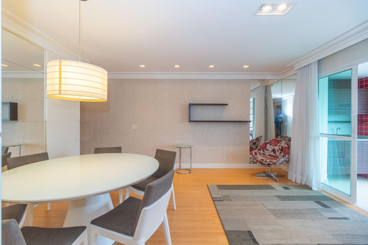 Apartamento para locacao no Mossunguê em Curitiba com 134,00m² por R$ 5.100,00