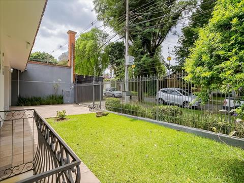 Casa Residencial para venda no Bigorrilho em Curitiba com 228,20m² por R$ 1.700.000,00
