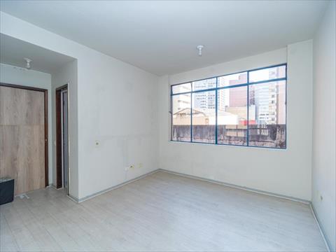Imóveis Comerciais para locacao no Centro em Curitiba com 49m² por R$ 1.500,00