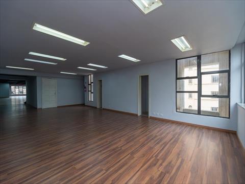 Prédio para venda no Centro em Curitiba com 2.700,00m² por R$ 11.200.000,00