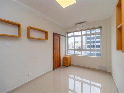 Imovel Comercial para locacao no Centro em Curitiba com 0,00m² por R$ 950,00
