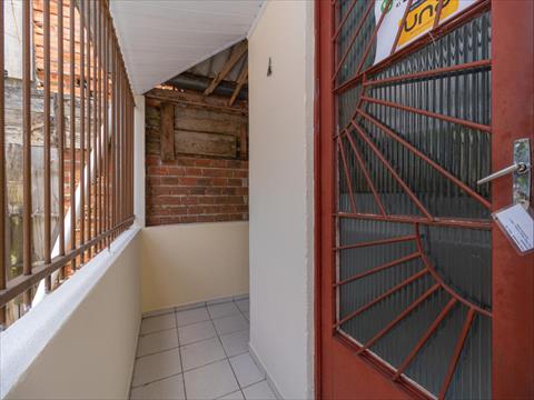Apartamento para locacao no Novo Mundo em Curitiba com 52m² por R$ 850,00