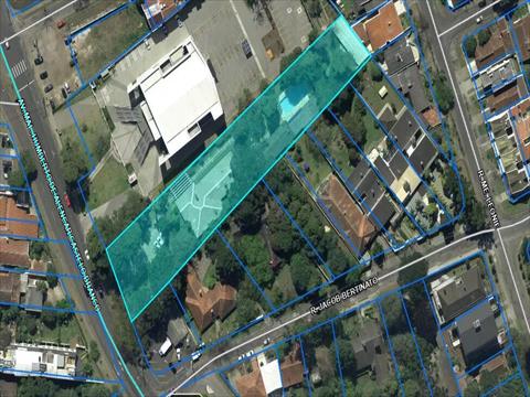 Terreno / Lote para venda no Cristo Rei em Curitiba com 3.178m² por R$ 7.200.000,00