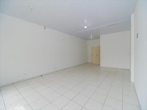 Loja para locacao no Cidade Industrial em Curitiba com 44m² por R$ 2.000,00