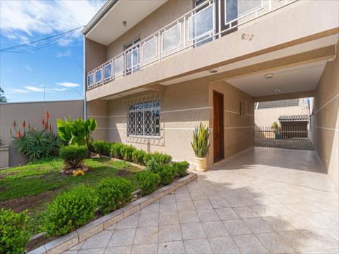 Sobrado para locacao no Cidade Industrial em Curitiba com 132m² por R$ 3.500,00