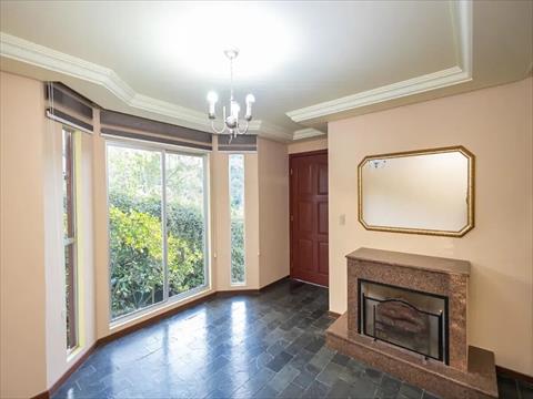Casa Residencial para venda no Santo Inácio em Curitiba com 350m² por R$ 1.900.000,00