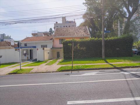 Casa Residencial para locacao no Vila Izabel em Curitiba com 0m² por R$ 2.590,00