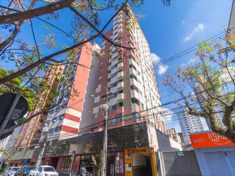 Apartamento para locacao no Centro em Curitiba com 30,84m² por R$ 1.600,00