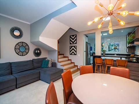 Sobrado para venda no Abranches em Curitiba com 214m² por R$ 1.300.000,00