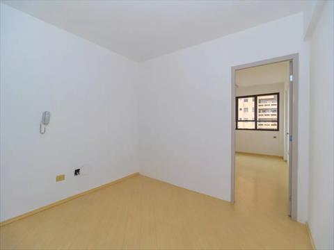 Imóveis Comerciais para locacao no Agua Verde em Curitiba com 35m² por R$ 1.150,00