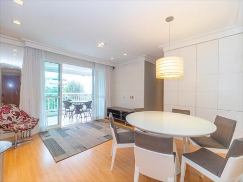 Apartamento para locacao no Mossunguê em Curitiba com 134,00m² por R$ 5.100,00