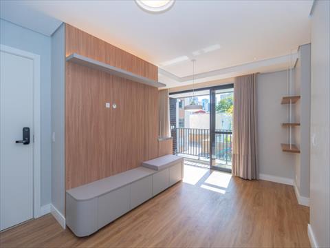 Apartamento para locacao no Juvevê em Curitiba com 81m² por R$ 4.100,00