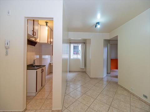 Apartamento para locacao no Bigorrilho em Curitiba com 63m² por R$ 1.600,00