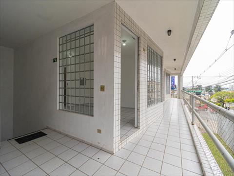 Imóveis Comerciais para locacao no Cristo Rei em Curitiba com 30m² por R$ 900,00
