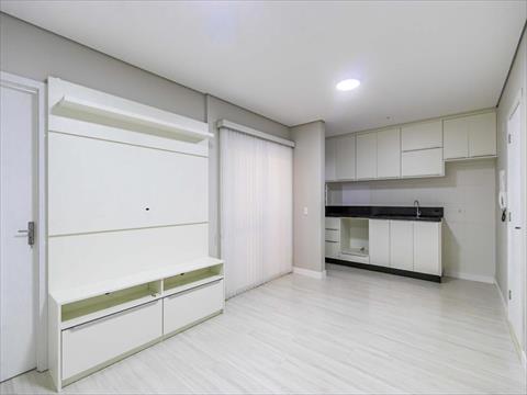 Apartamento para locacao no Capão Raso em Curitiba com 73m² por R$ 3.000,00