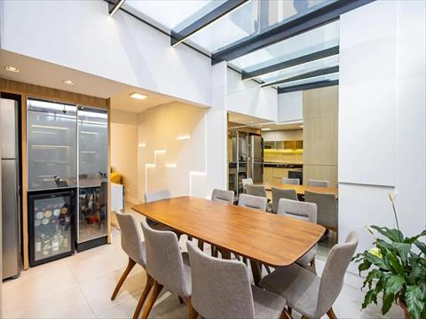 Sobrado para venda no Campo Comprido em Curitiba com 180m² por R$ 780.000,00