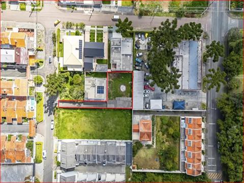 Terreno / Lote para venda no Portão em Curitiba com 0m² por R$ 790.000,00