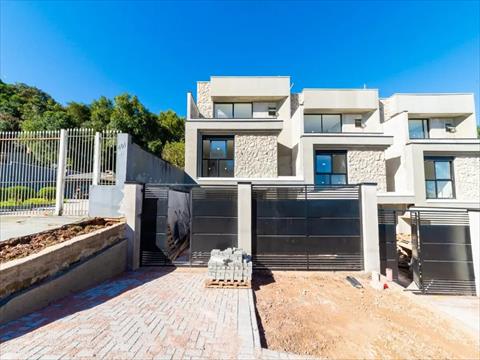 Casa Residencial para venda no Santo Inácio em Curitiba com 218m² por R$ 1.630.000,00