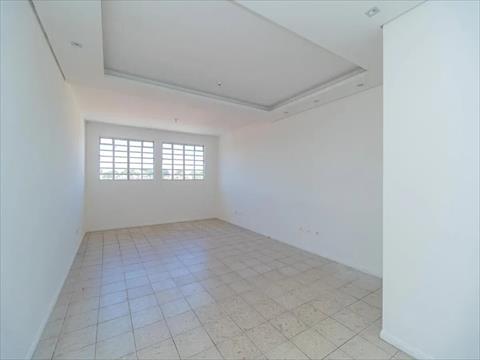 Imóveis Comerciais para locacao no Santa Felicidade em Curitiba com 36m² por R$ 1.350,00