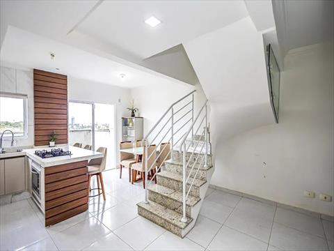 Sobrado para venda no São Braz em Curitiba com 180m² por R$ 850.000,00