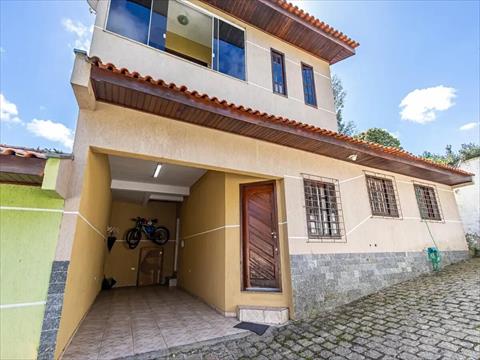 Sobrado para venda no Tingui em Curitiba com 139m² por R$ 590.000,00